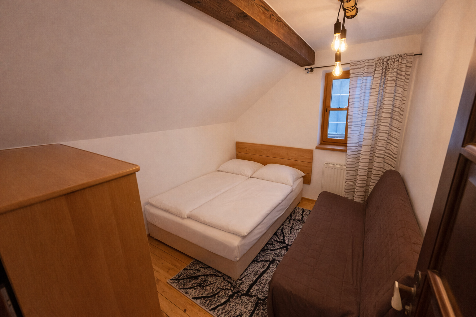 Pokój 3 — górna część